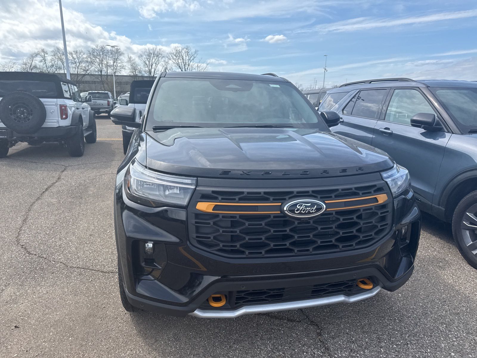 Thumbnail: 2026 Ford Explorer - 5
