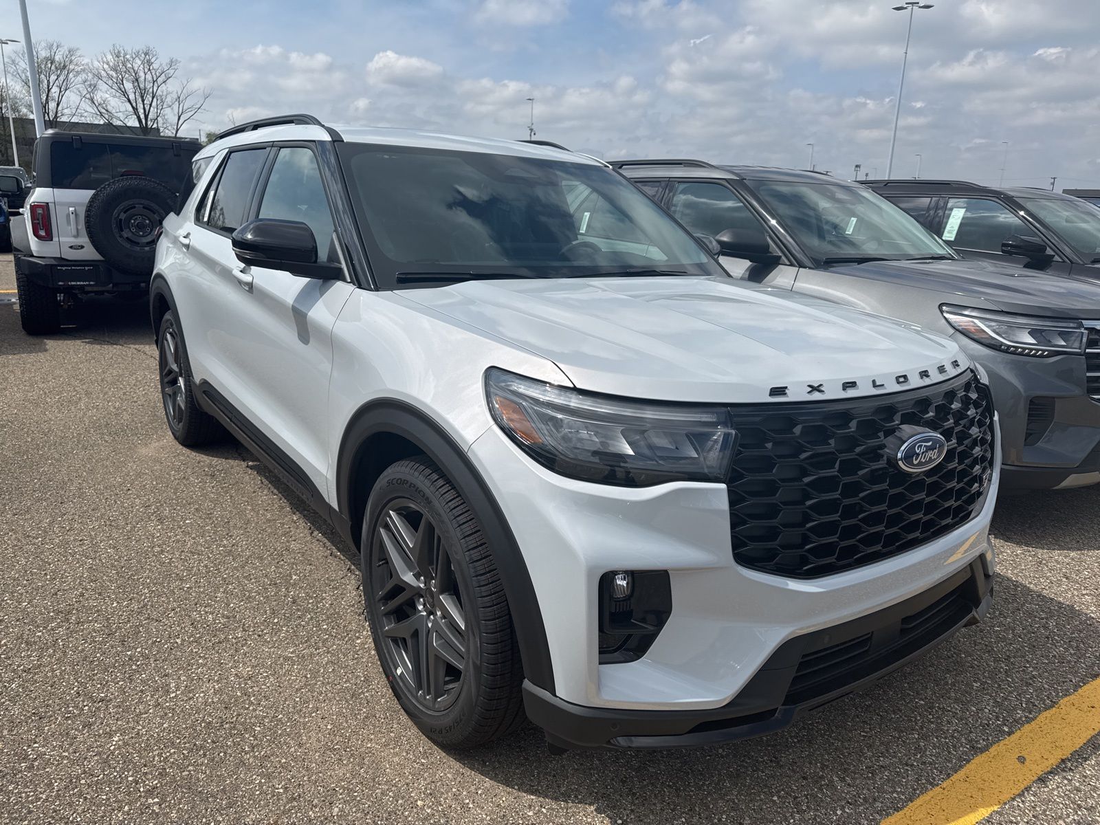 Thumbnail: 2026 Ford Explorer - 6
