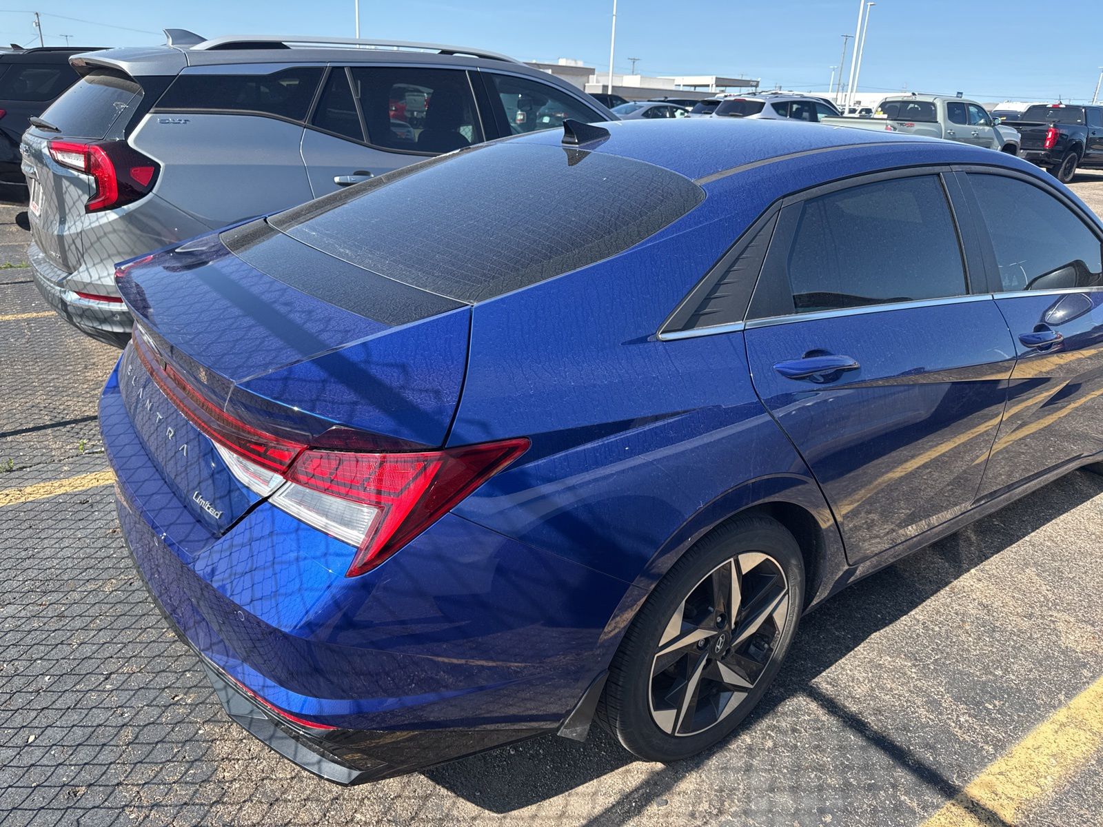 Thumbnail: 2023 Hyundai Elantra - 12