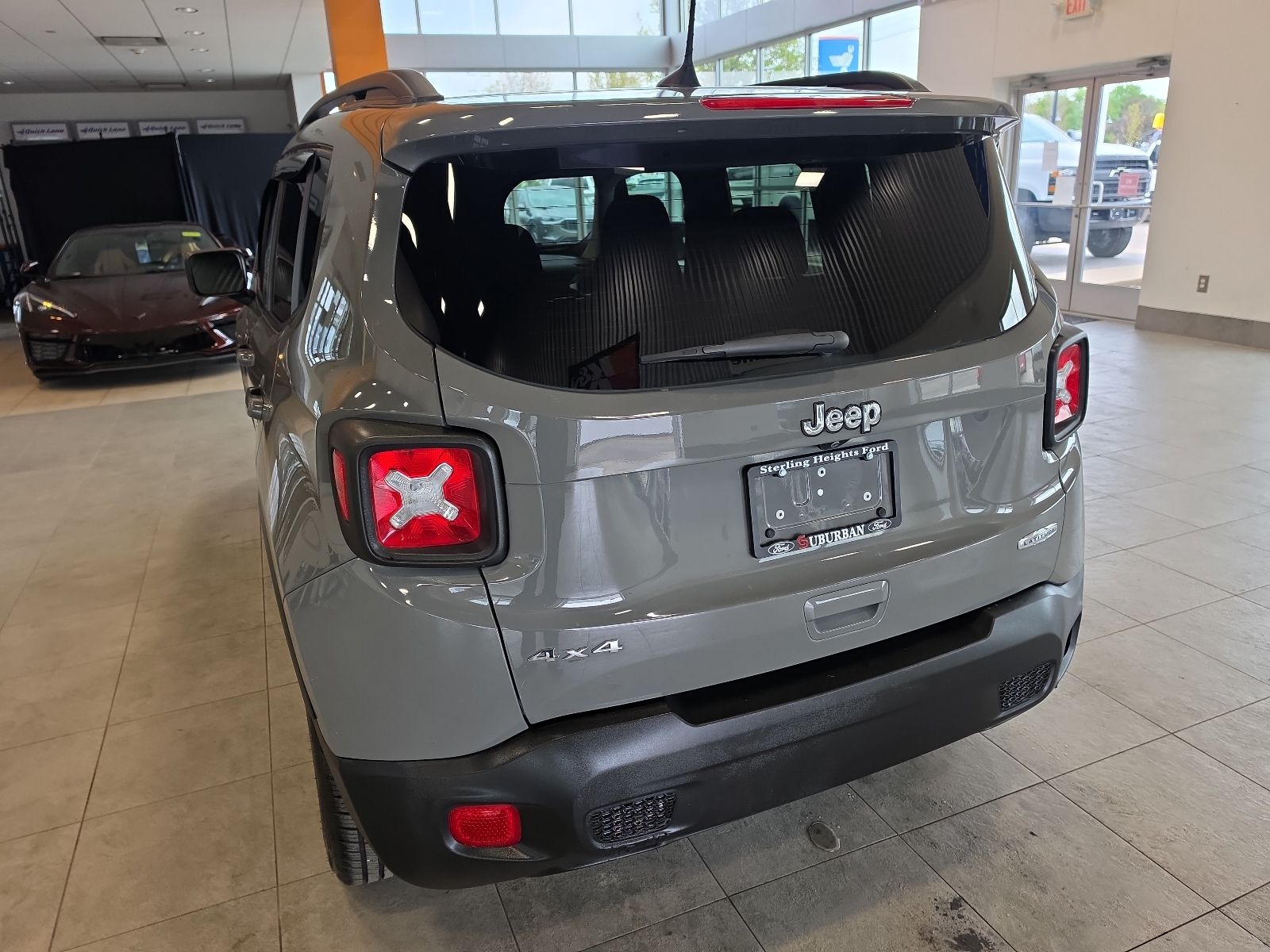 Thumbnail: 2019 Jeep Renegade - 8