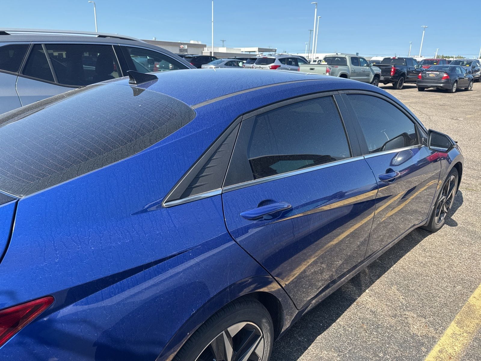 Thumbnail: 2023 Hyundai Elantra - 11