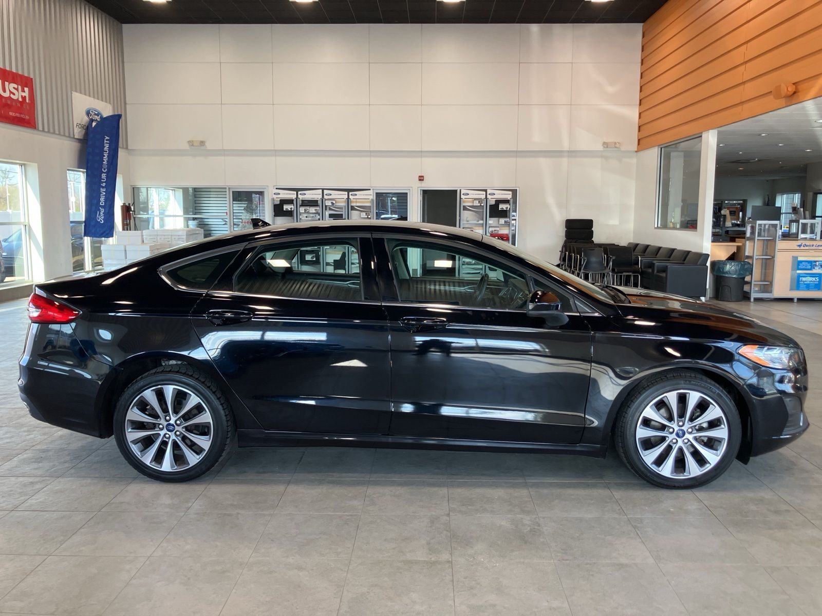 Thumbnail: 2020 Ford Fusion - 4