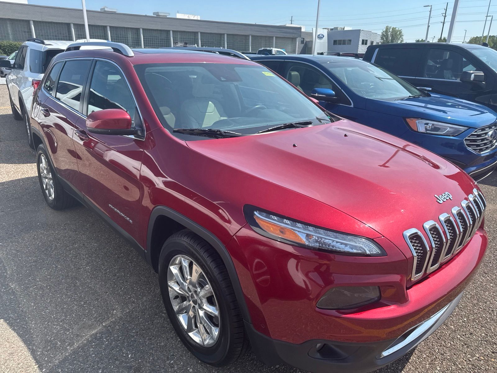 Thumbnail: 2016 Jeep Cherokee - 9