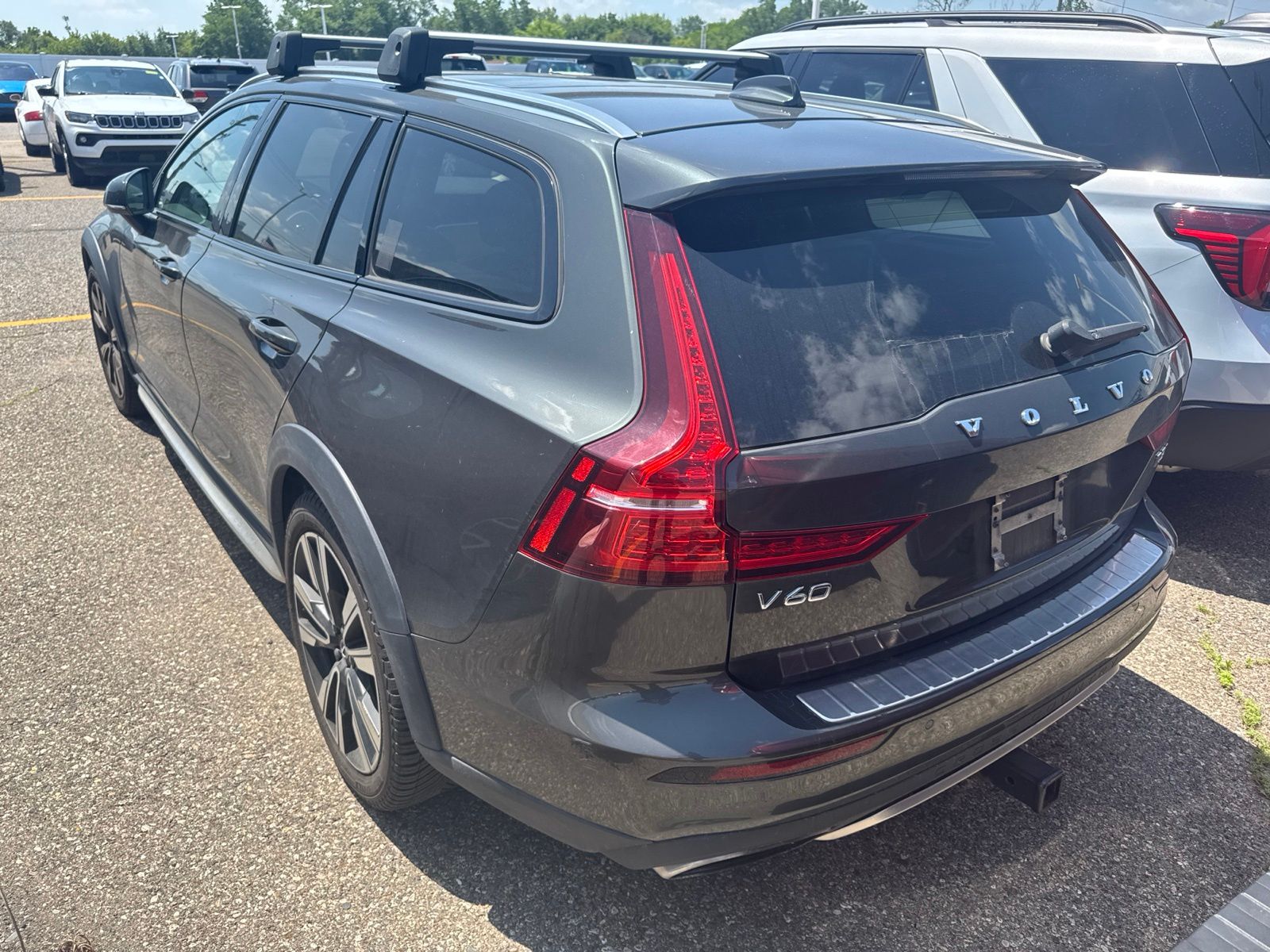 Thumbnail: 2020 Volvo S60 - 27