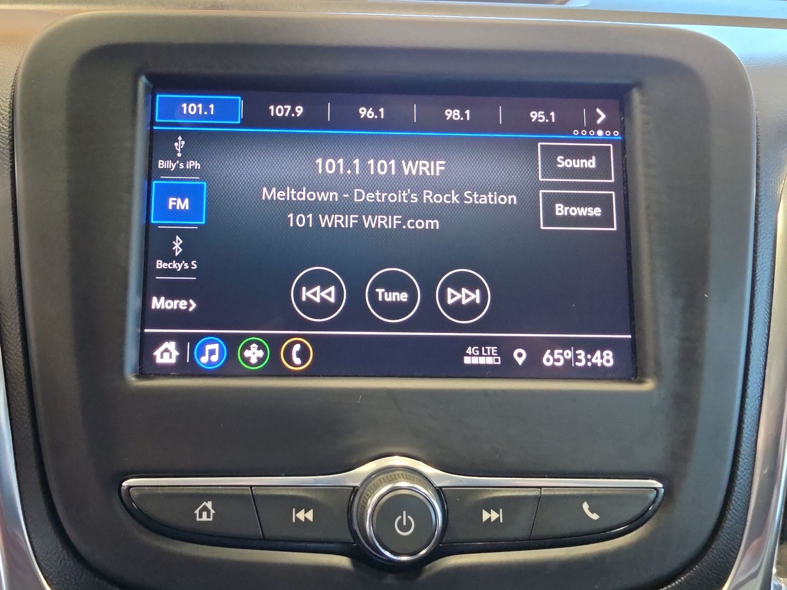 Thumbnail: 2021 Chevrolet Equinox - 26