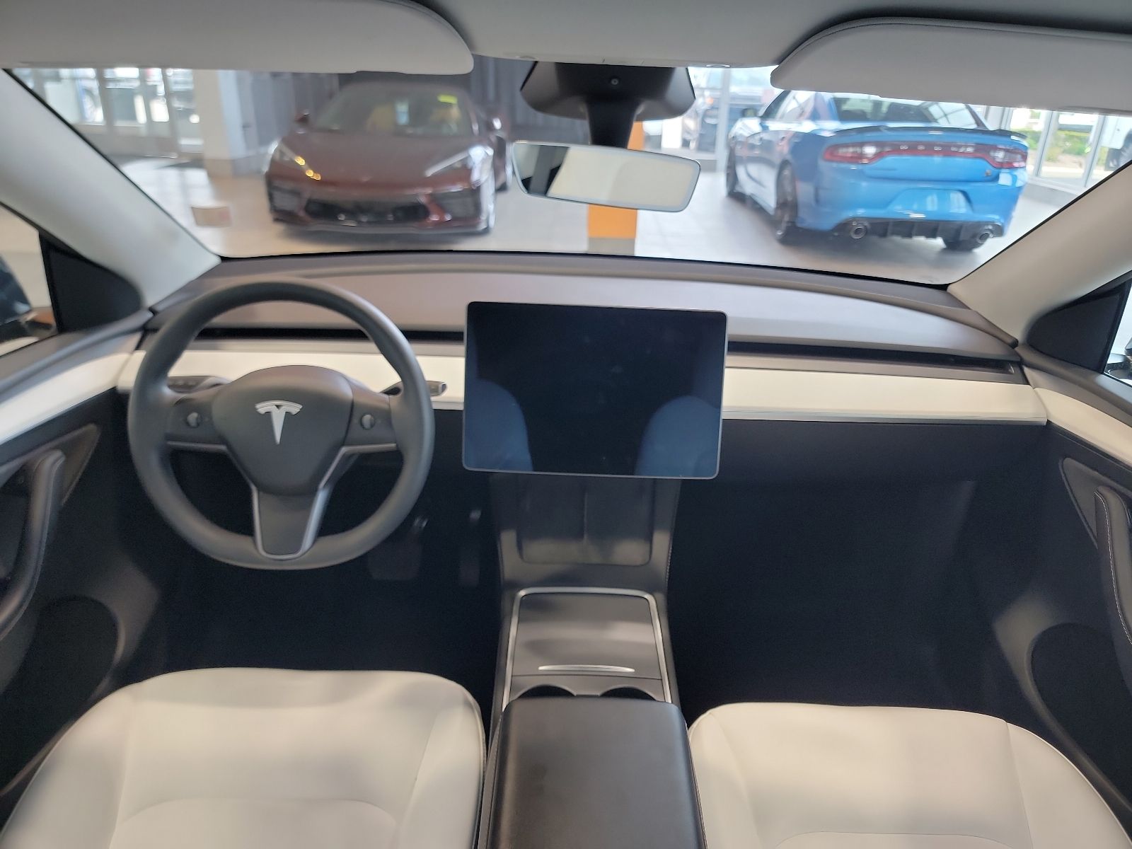 Thumbnail: 2025 Tesla Model Y - 27