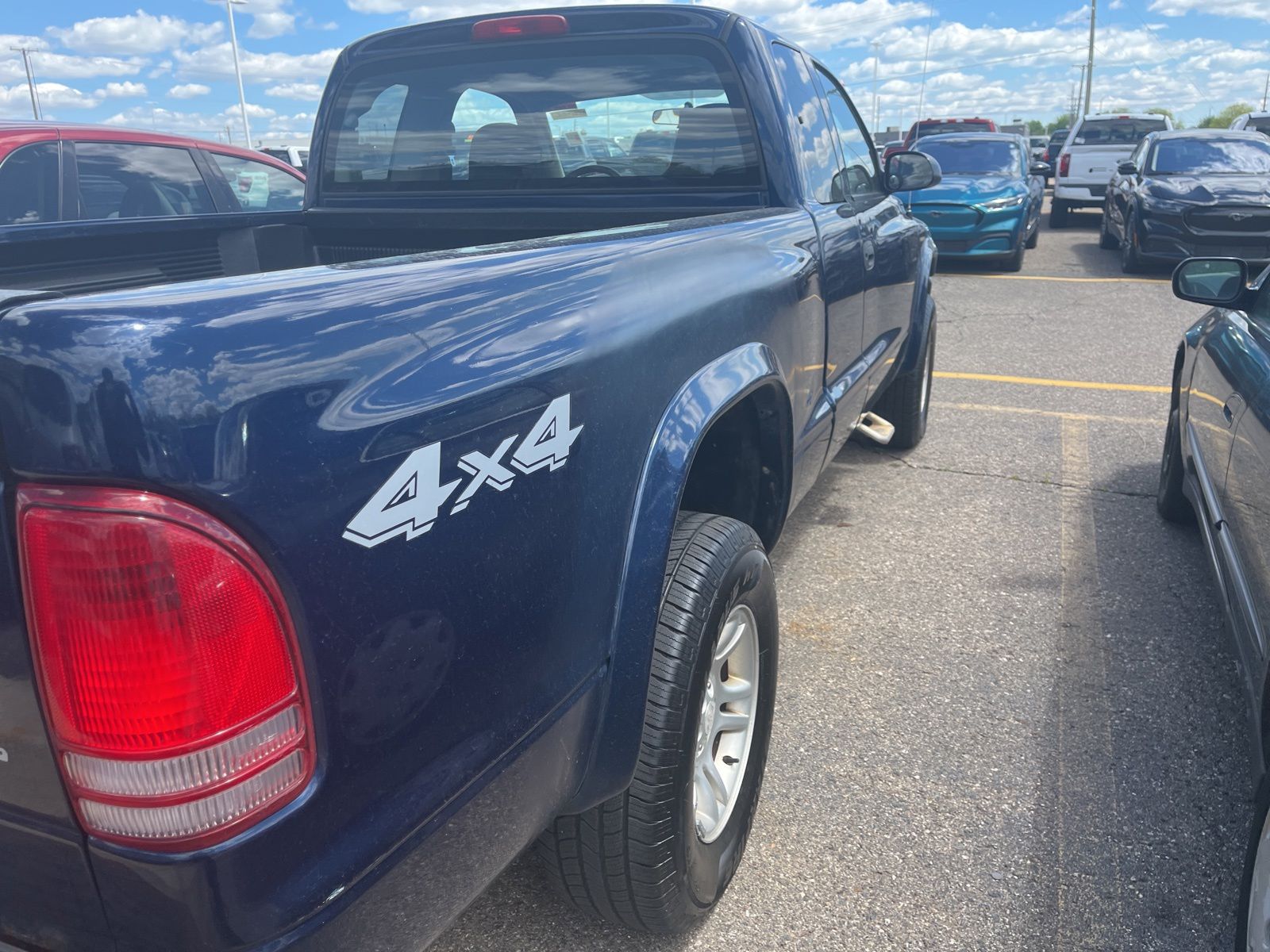 Thumbnail: 2004 Dodge Dakota - 14