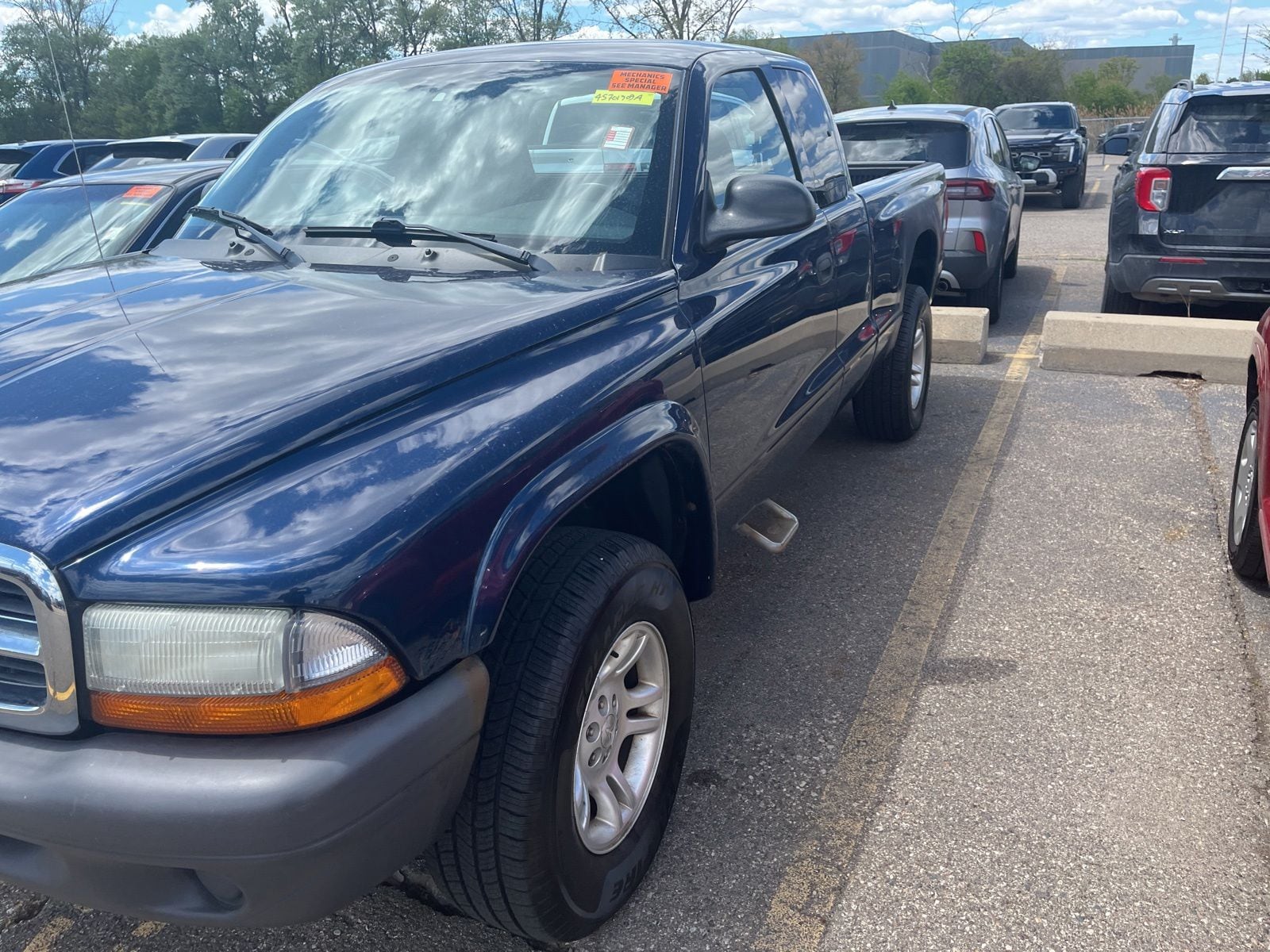 Thumbnail: 2004 Dodge Dakota - 5