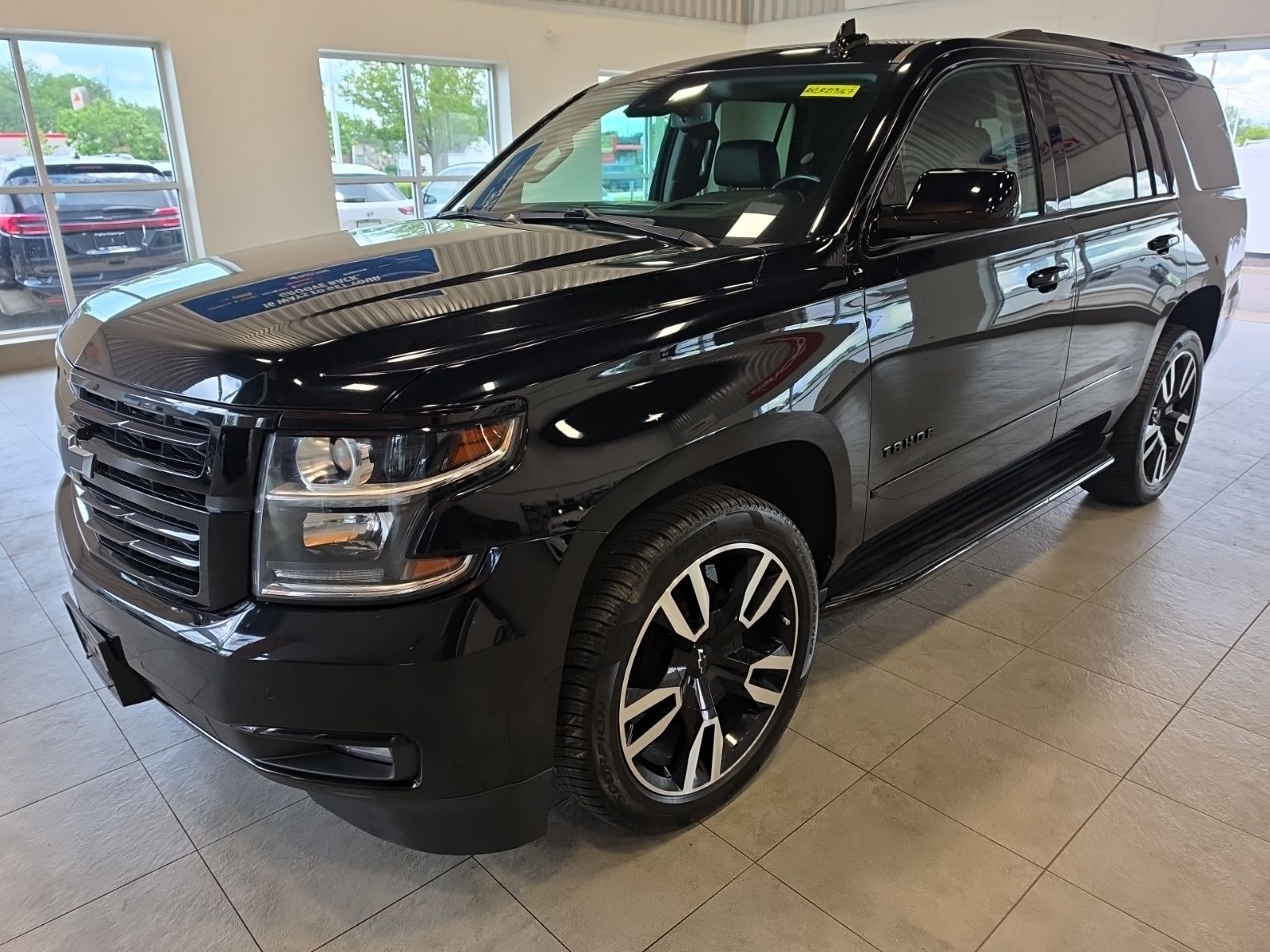 Thumbnail: 2020 Chevrolet Tahoe - 1