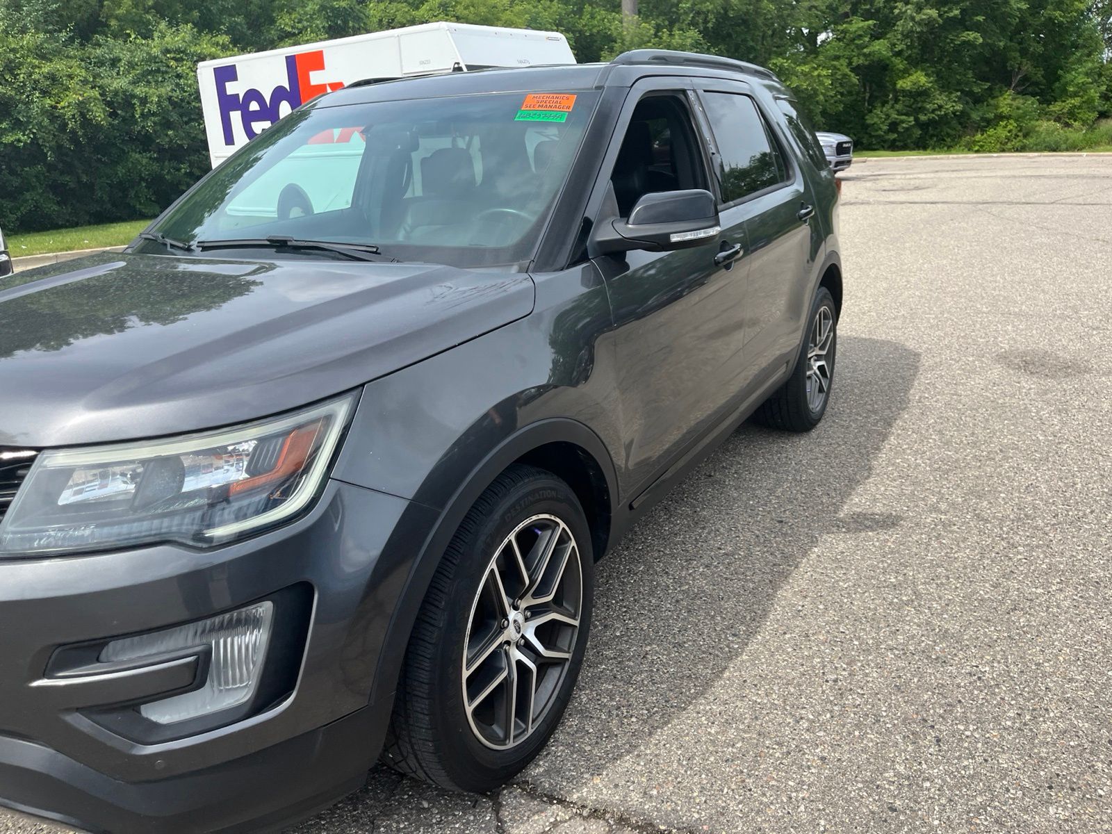 Thumbnail: 2017 Ford Explorer - 6