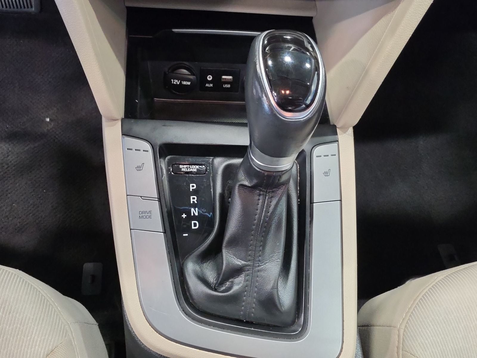 Thumbnail: 2018 Hyundai Elantra - 21