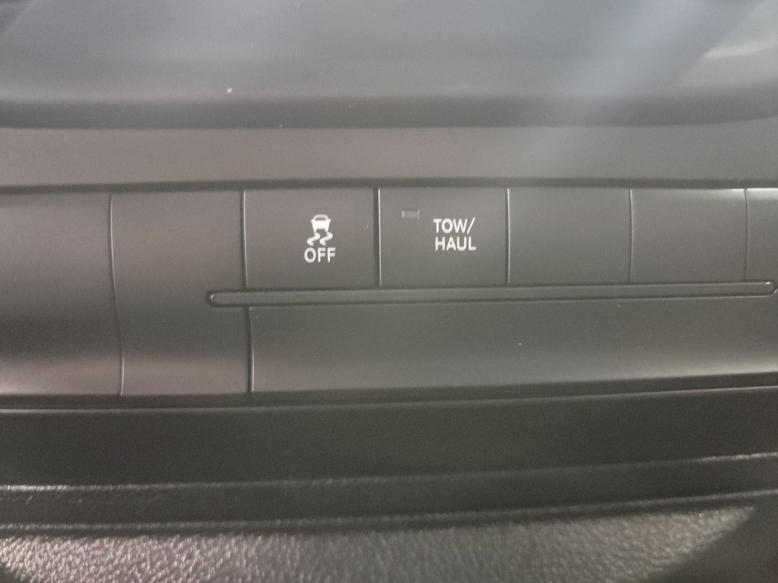 Thumbnail: 2019 RAM 1500 Classic - 25