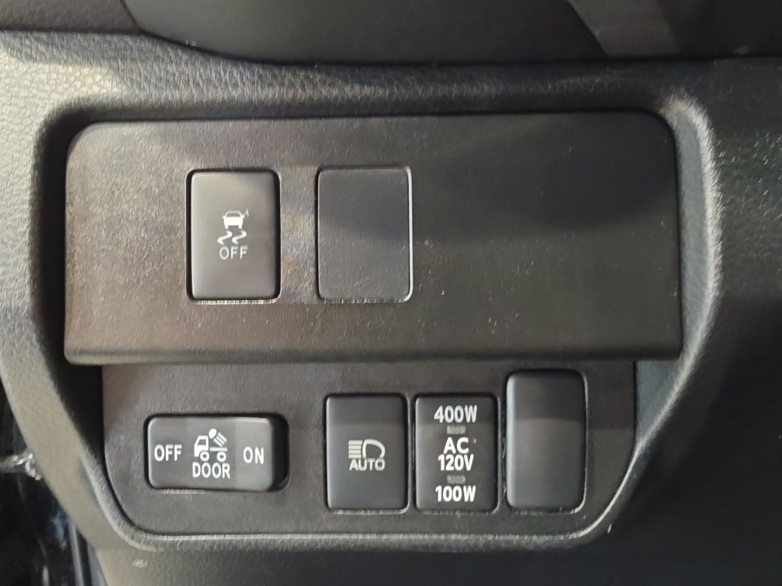 Thumbnail: 2021 Toyota Tacoma - 19