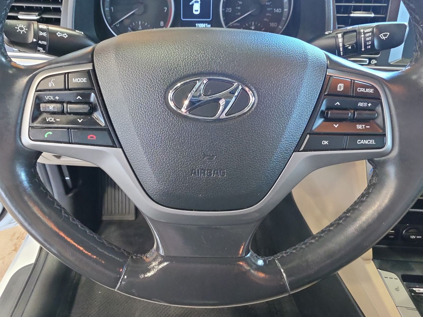 Thumbnail: 2018 Hyundai Elantra - 19