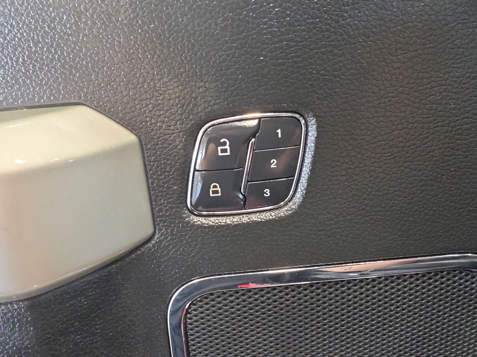Thumbnail: 2016 Ford F-150 - 20