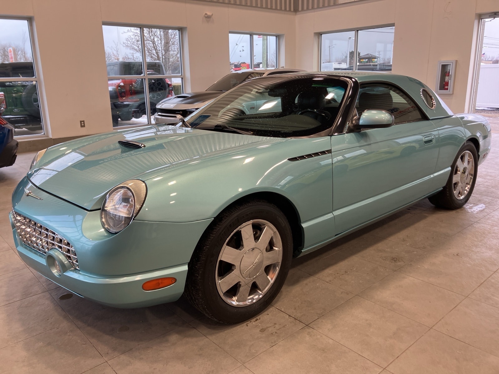 2002 Ford Thunderbird Premium's photo