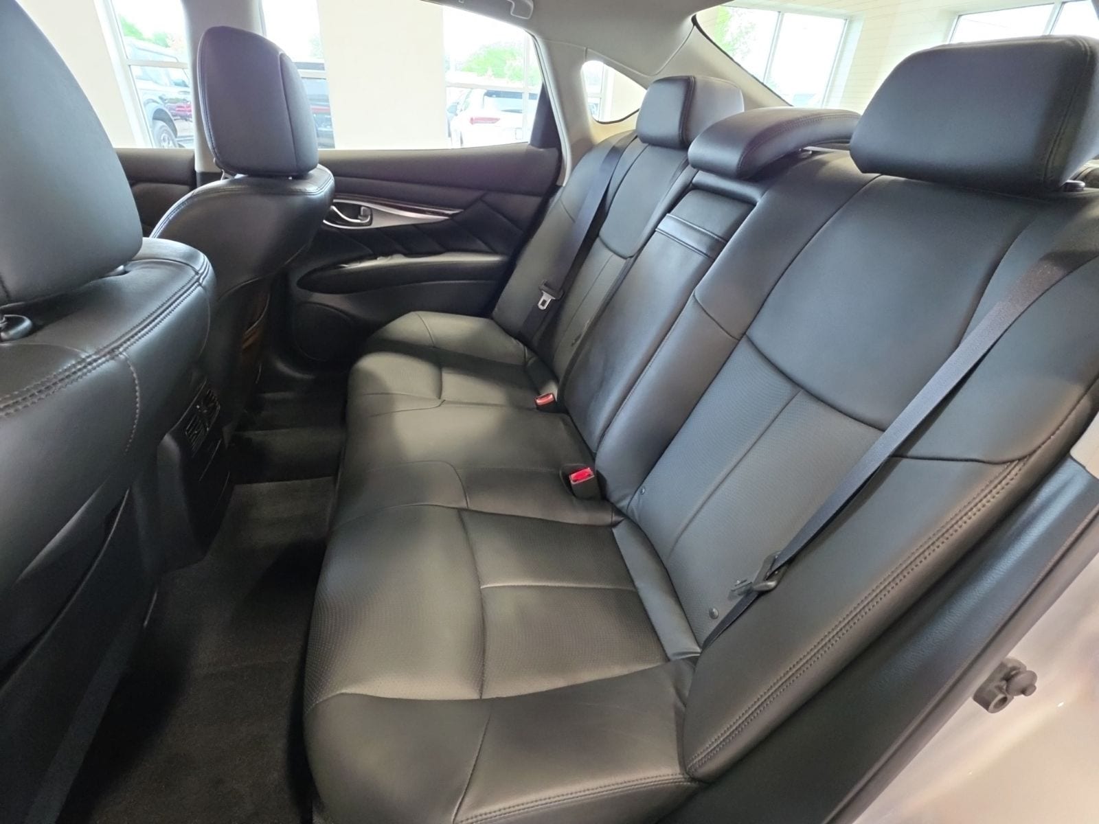 Thumbnail: 2019 INFINITI Q70 - 30