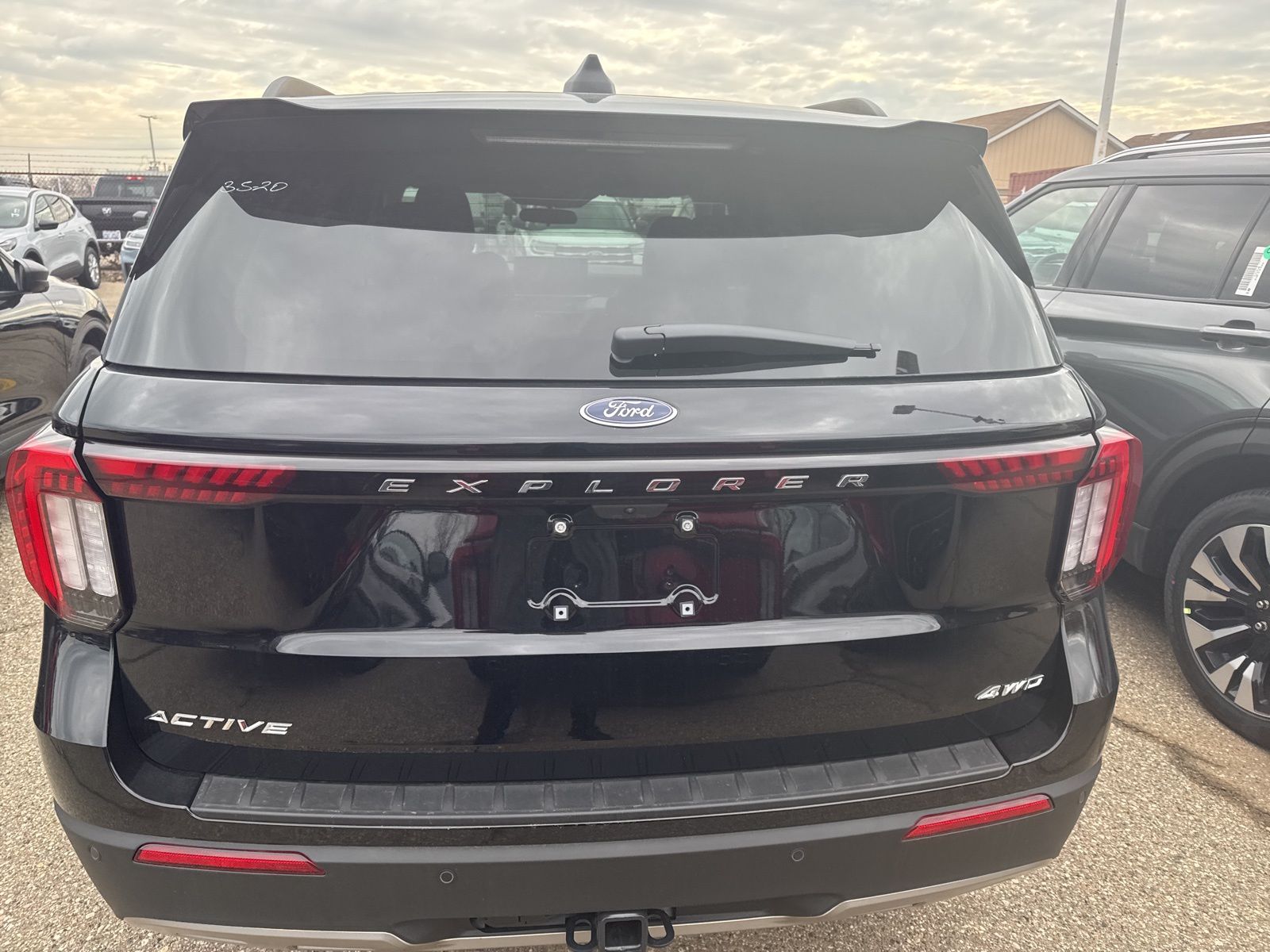 Thumbnail: 2026 Ford Explorer - 8