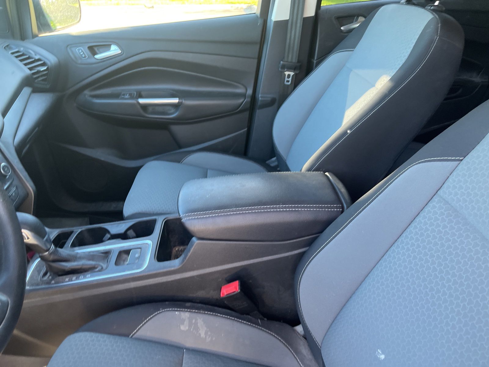 Thumbnail: 2019 Ford Escape - 21