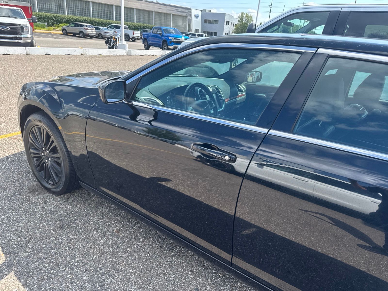 Thumbnail: 2014 Chrysler 300 - 15