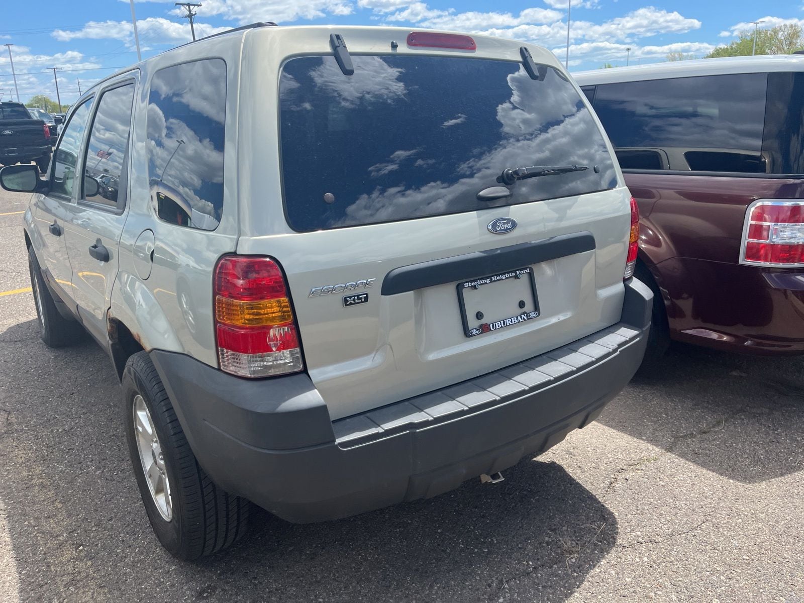 Thumbnail: 2005 Ford Escape - 10