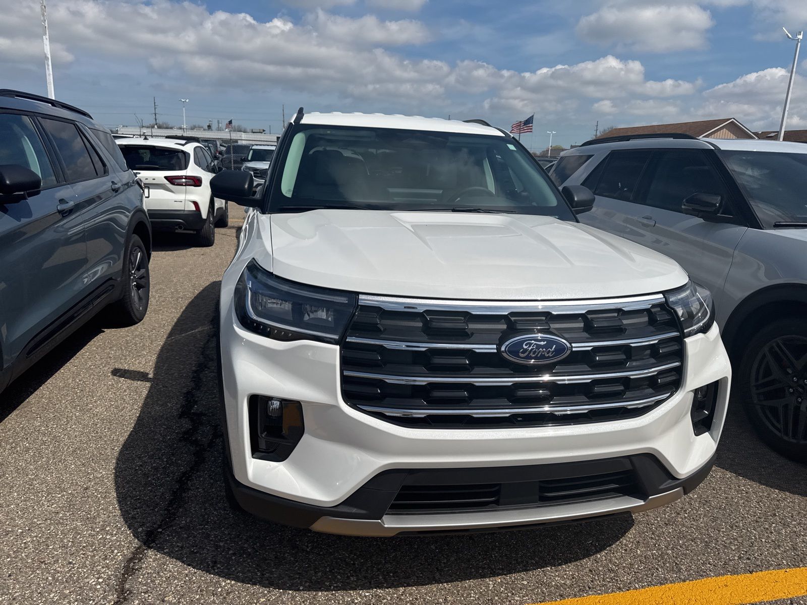 Thumbnail: 2026 Ford Explorer - 5