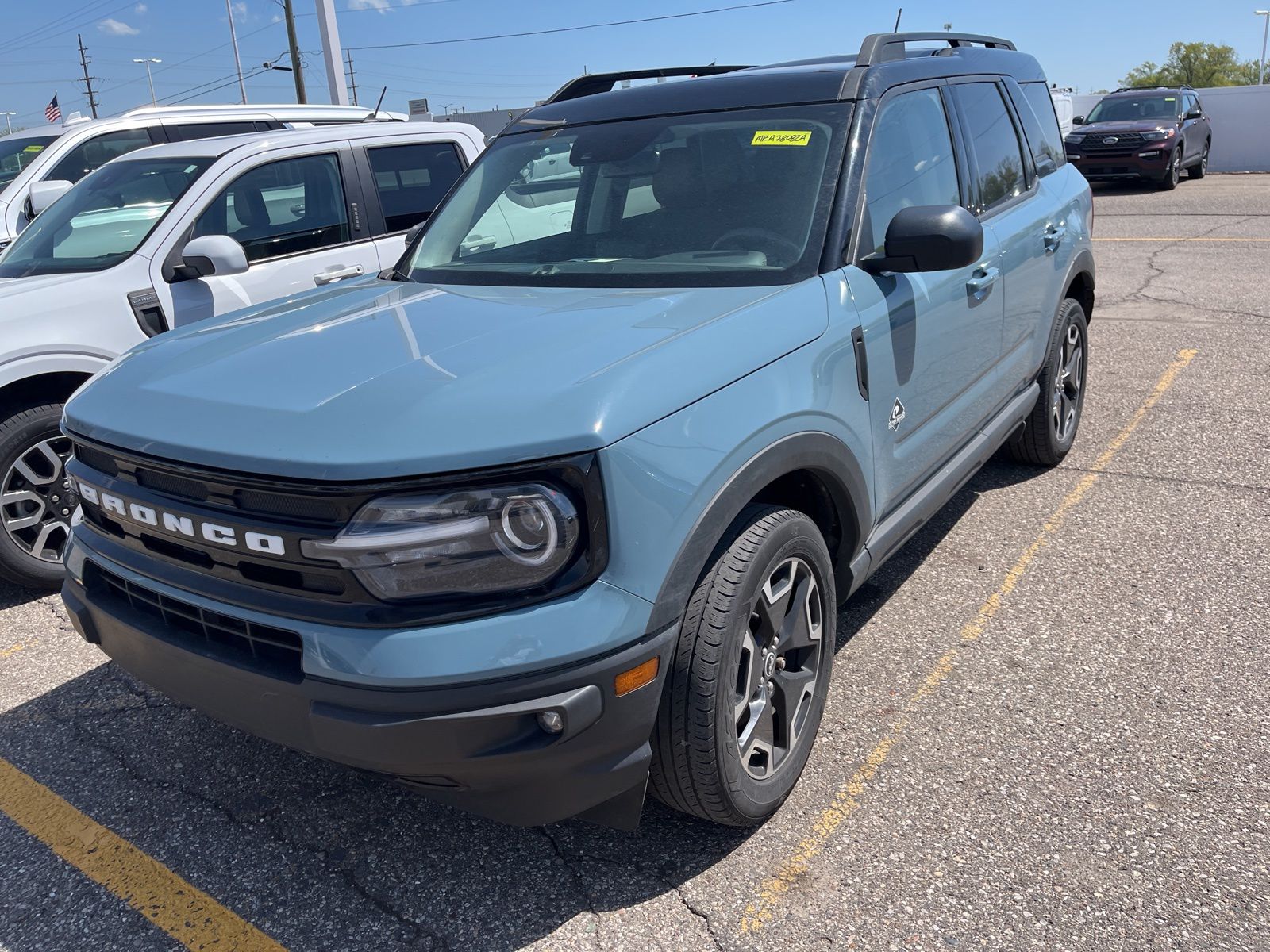Thumbnail: 2021 Ford Bronco Sport - 3