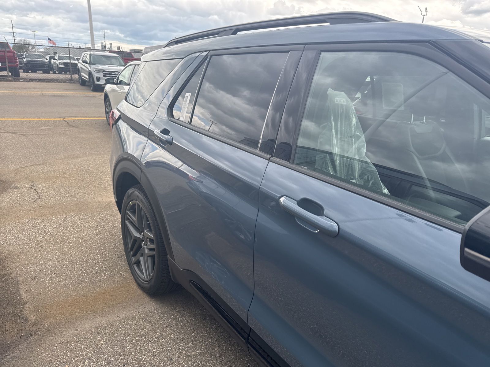 Thumbnail: 2026 Ford Explorer - 6