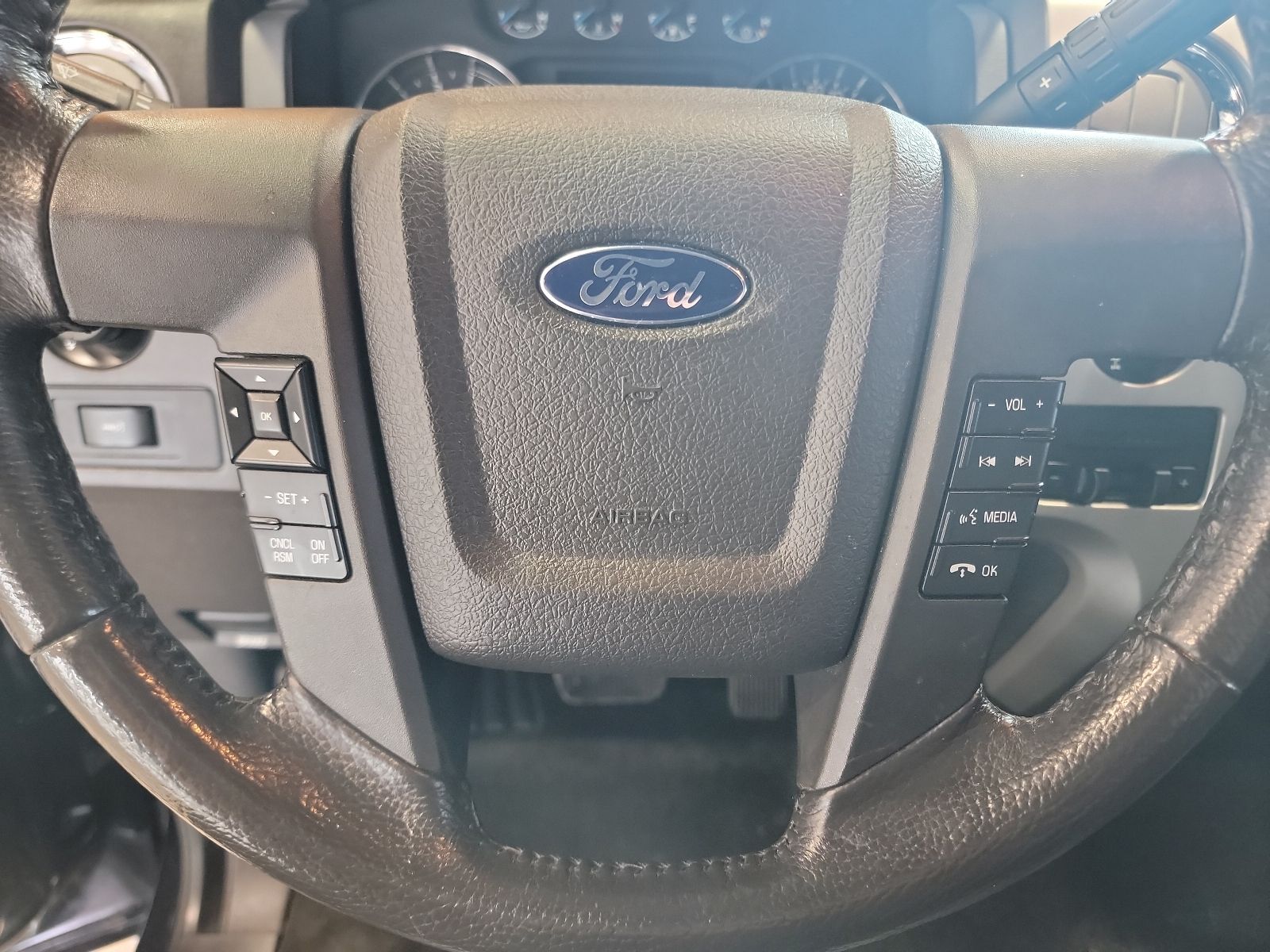 Thumbnail: 2014 Ford F-150 - 21