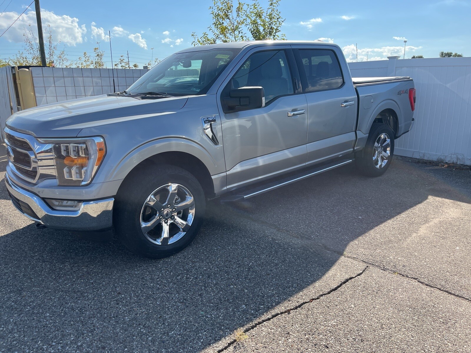 2022 Ford F-150 XLT photo 4