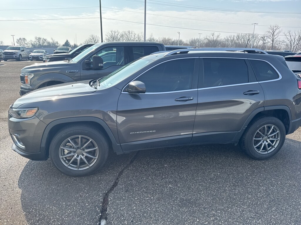 Used 2021 Jeep Cherokee Latitude Lux SUV