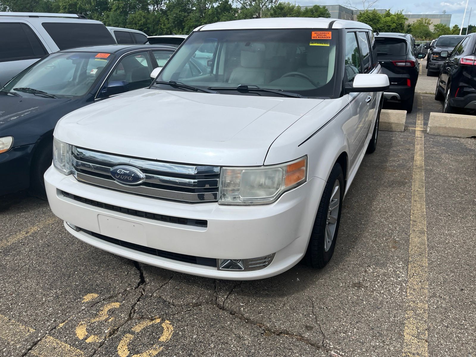 Thumbnail: 2010 Ford Flex - 4