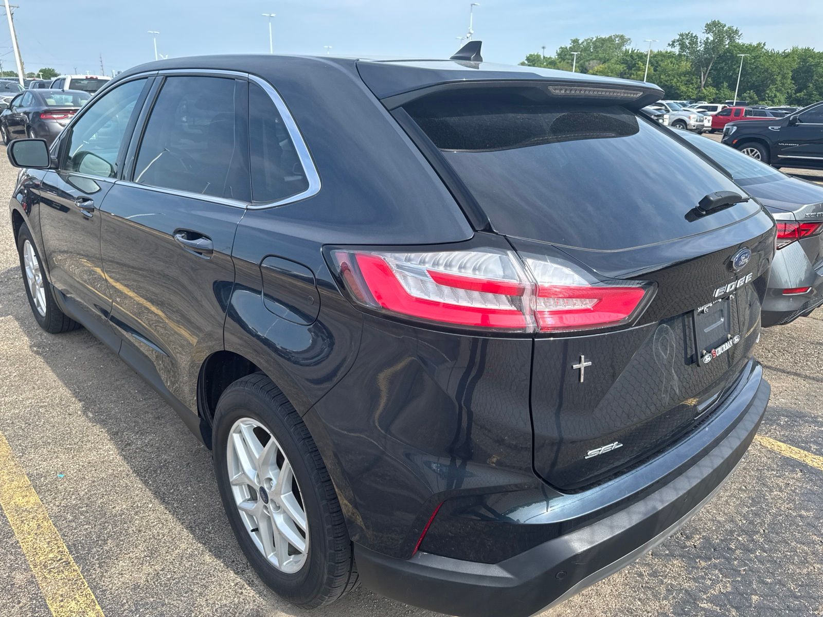 Thumbnail: 2022 Ford Edge - 29