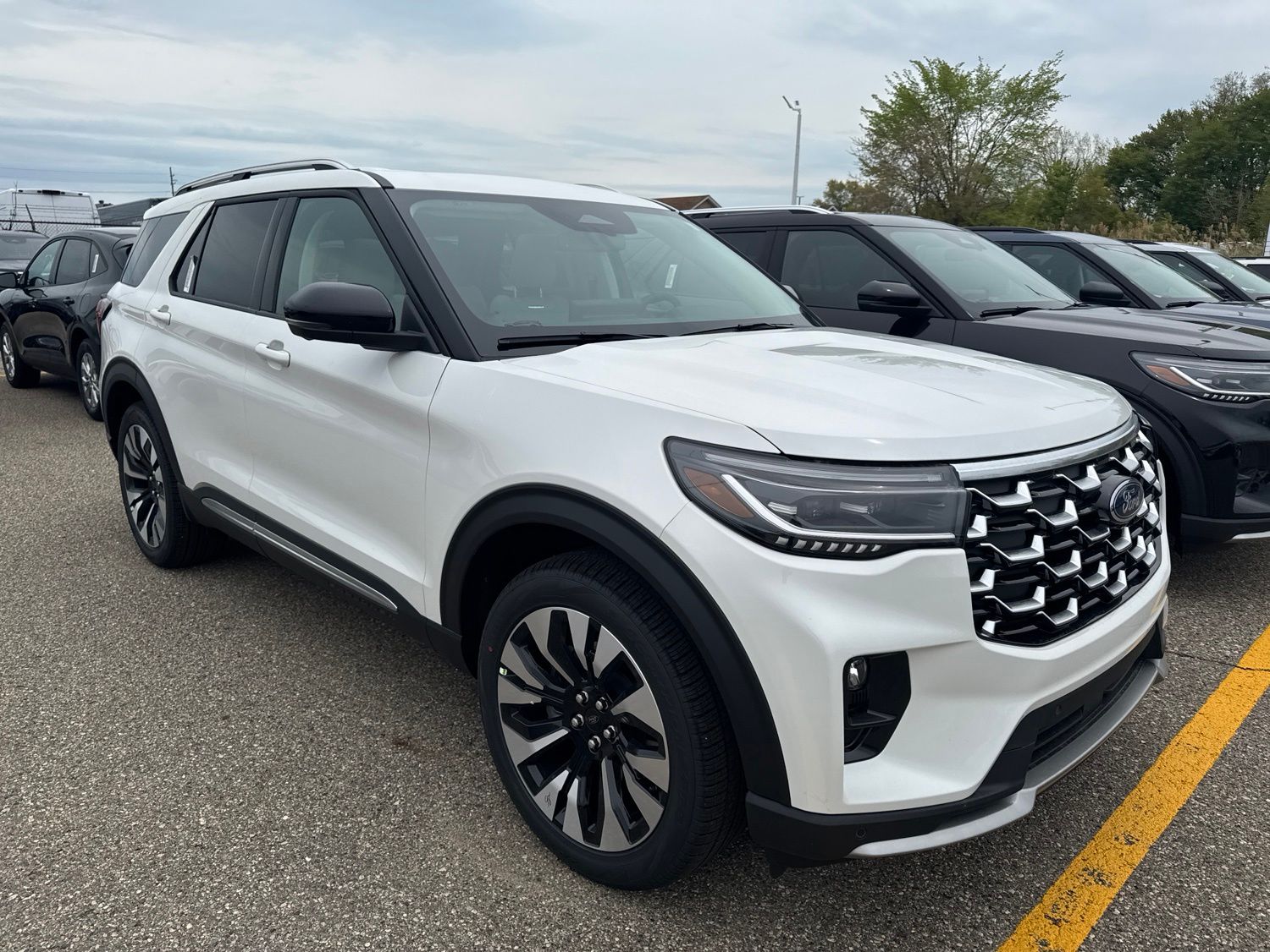 Thumbnail: 2026 Ford Explorer - 8