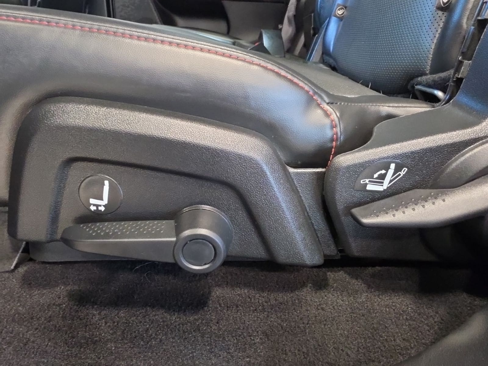 Thumbnail: 2019 Dodge Journey - 29