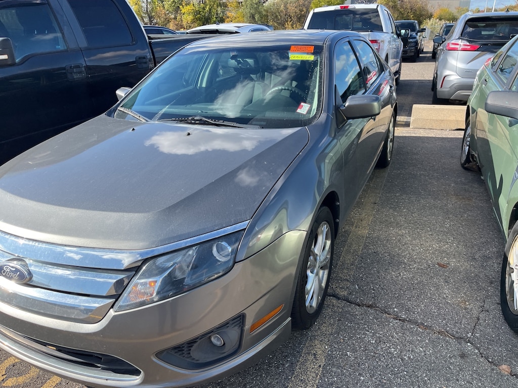 Used 2012 Ford Fusion SE Sedan