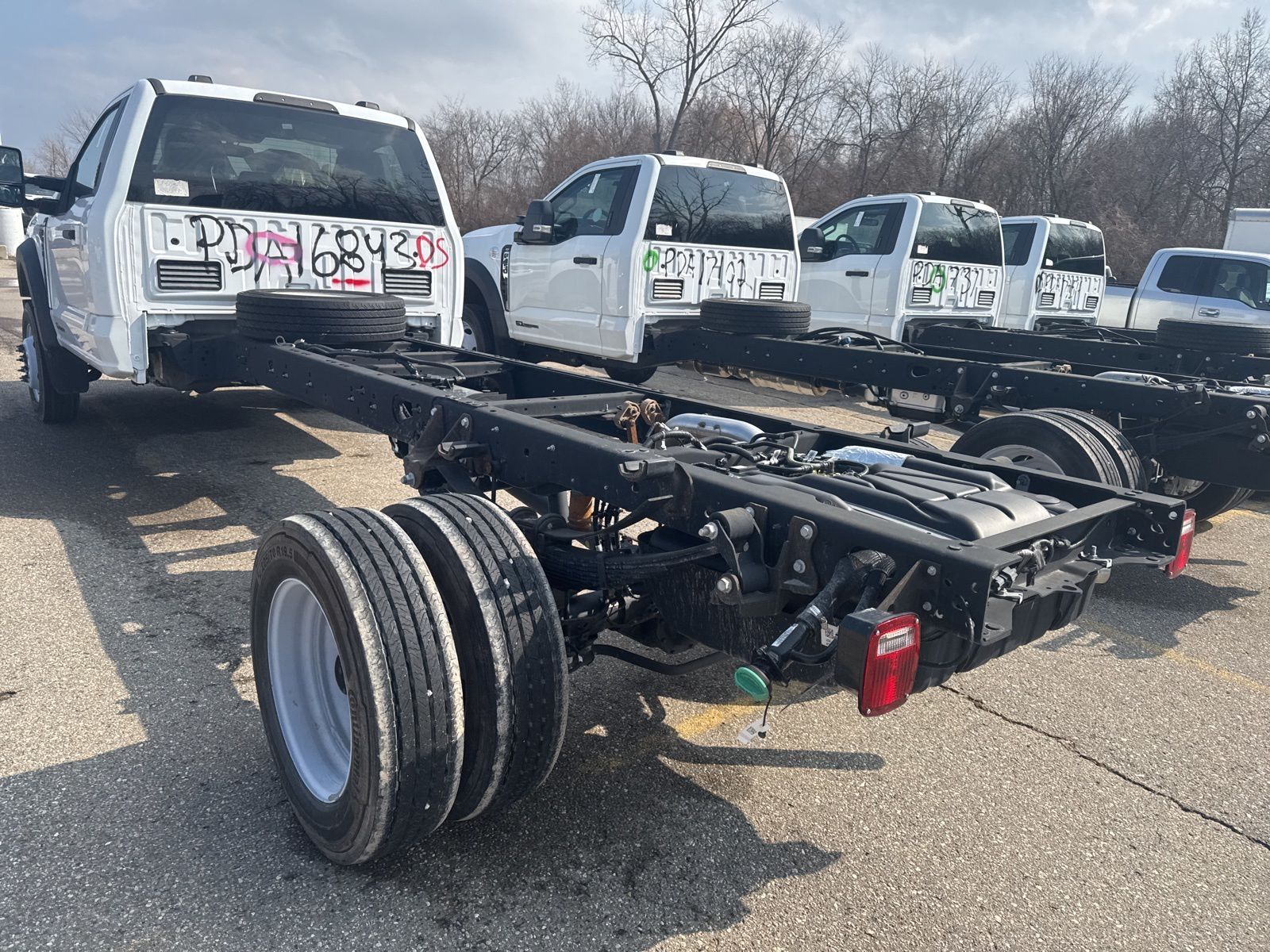 Thumbnail: 2023 Ford F-450 - 9