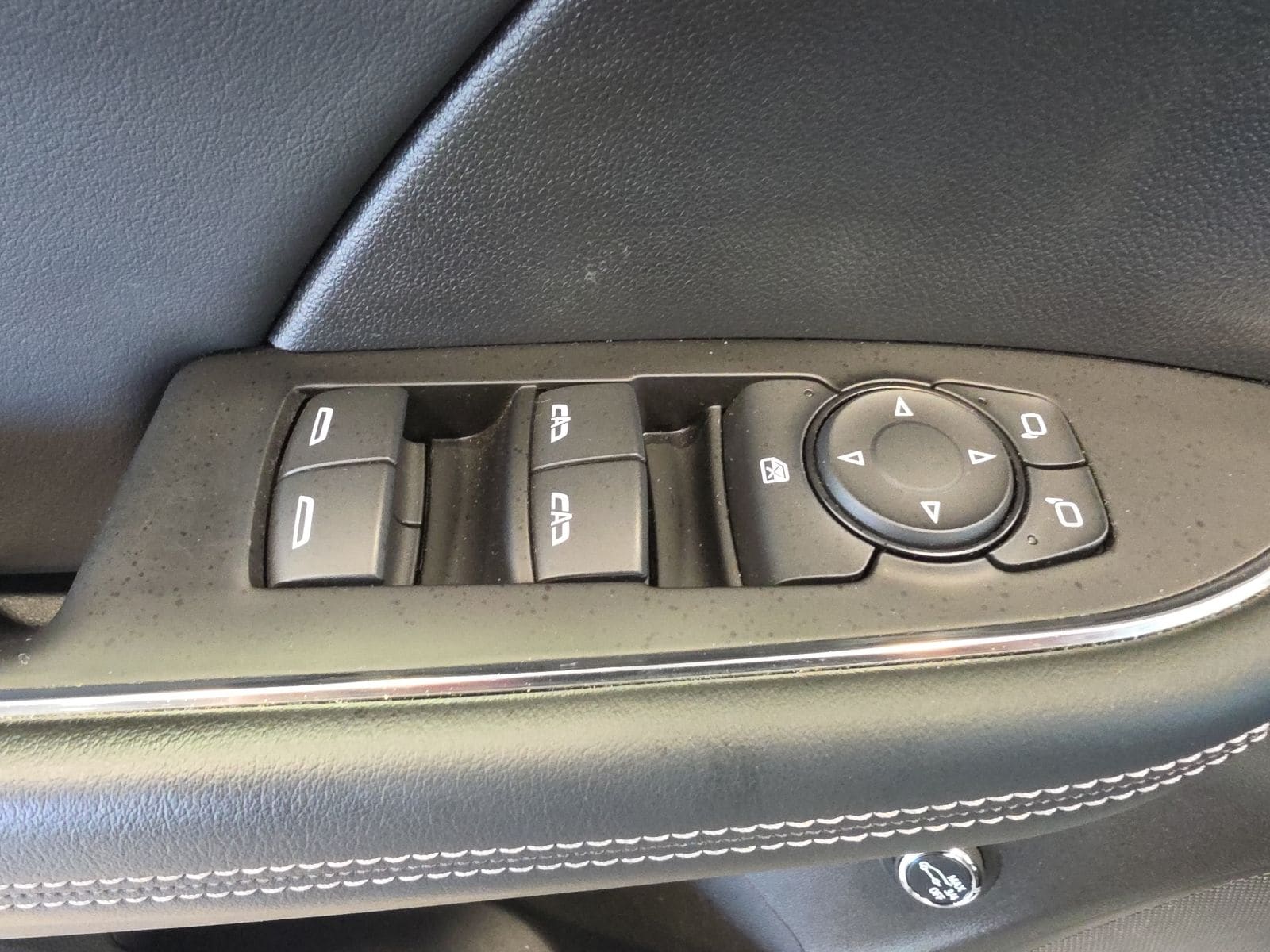 Thumbnail: 2023 Buick Envision - 16