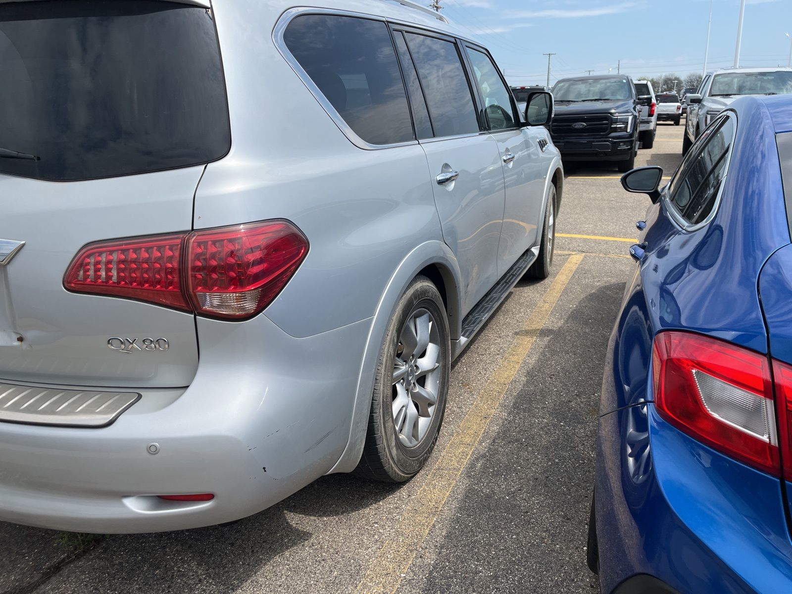 Thumbnail: 2014 INFINITI QX80 - 11