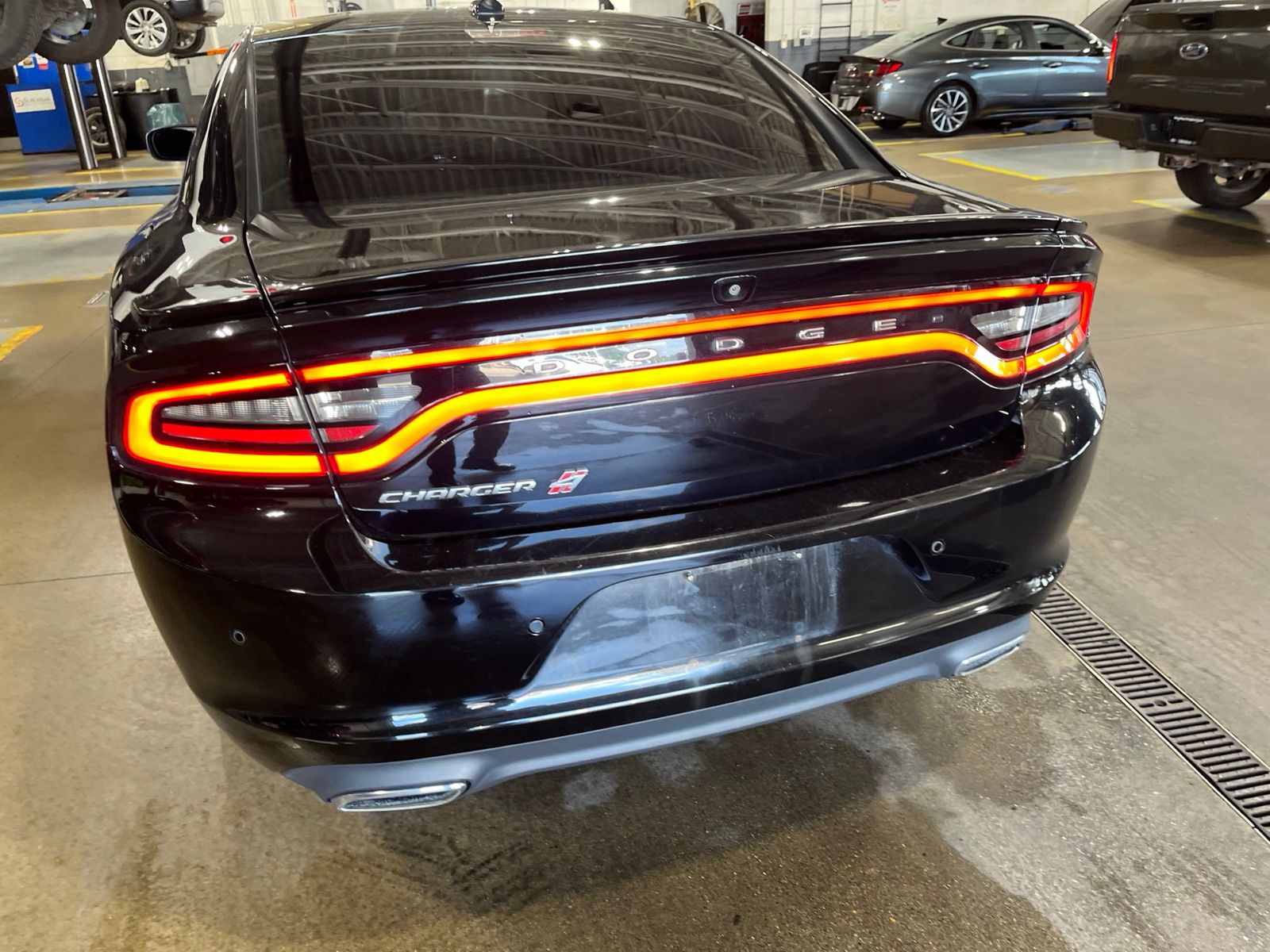 Thumbnail: 2018 Dodge Charger - 14