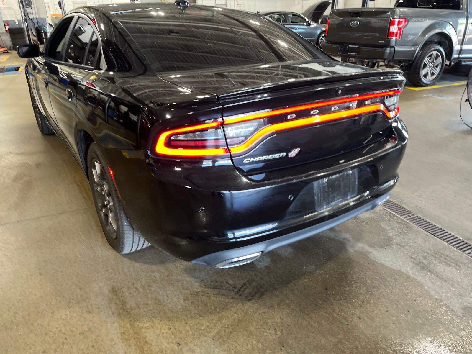 Thumbnail: 2018 Dodge Charger - 12