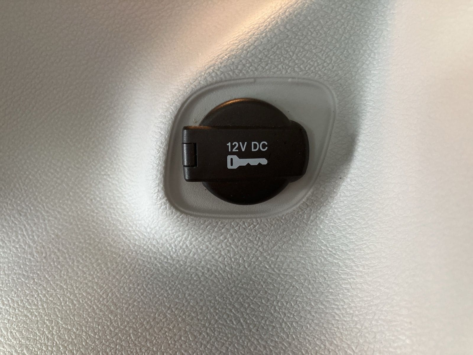 Thumbnail: 2019 Jeep Cherokee - 29