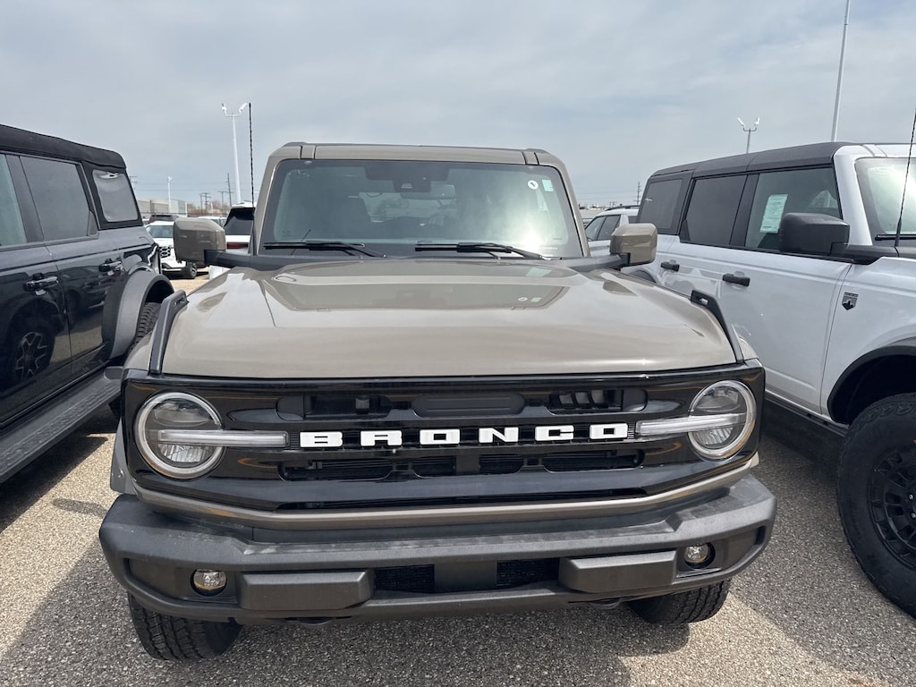 New 2026 Ford Bronco Outer Banks SUV