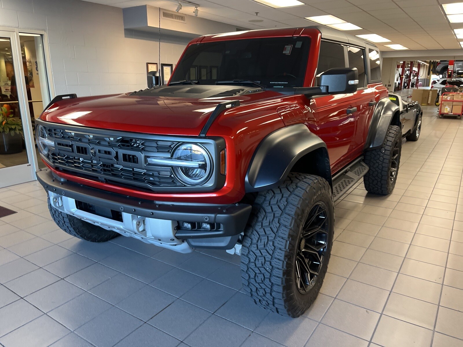 2023 Ford Bronco Raptor photo 2