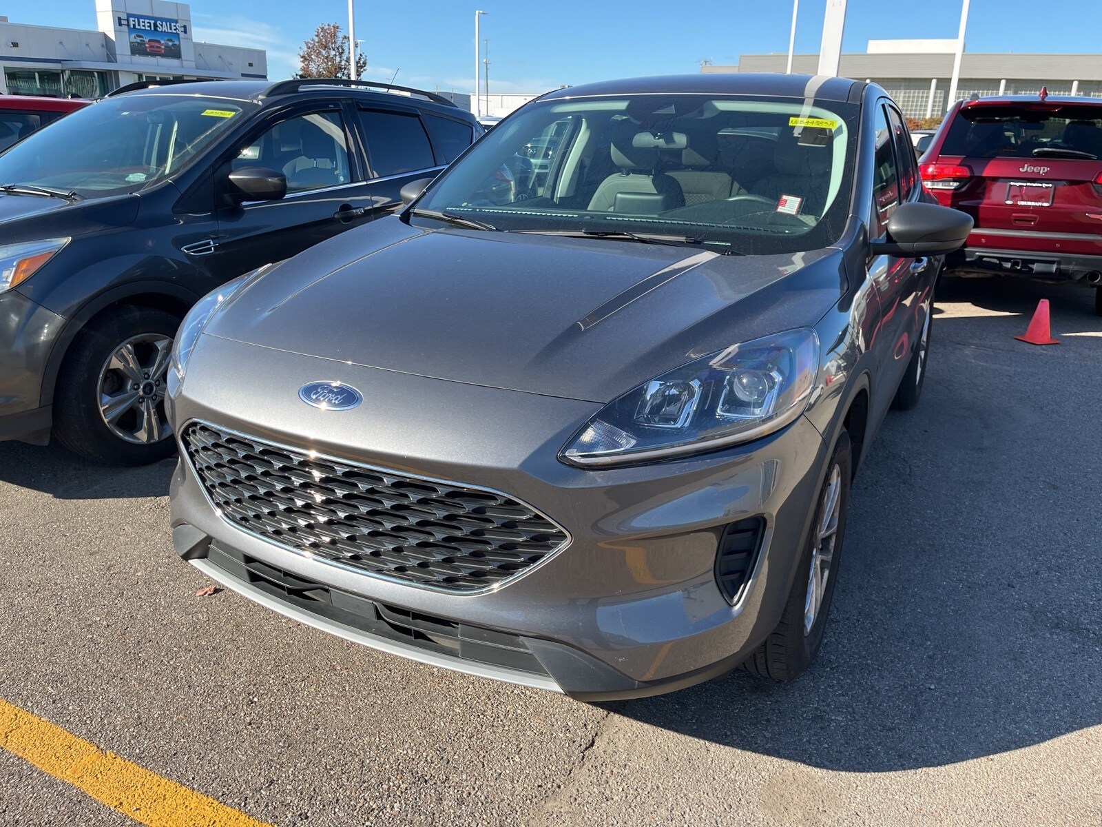 2022 Ford Escape SE photo 3