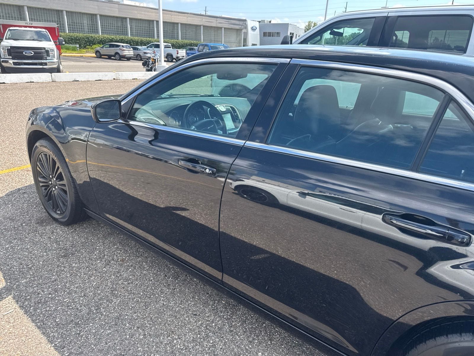 Thumbnail: 2014 Chrysler 300 - 16