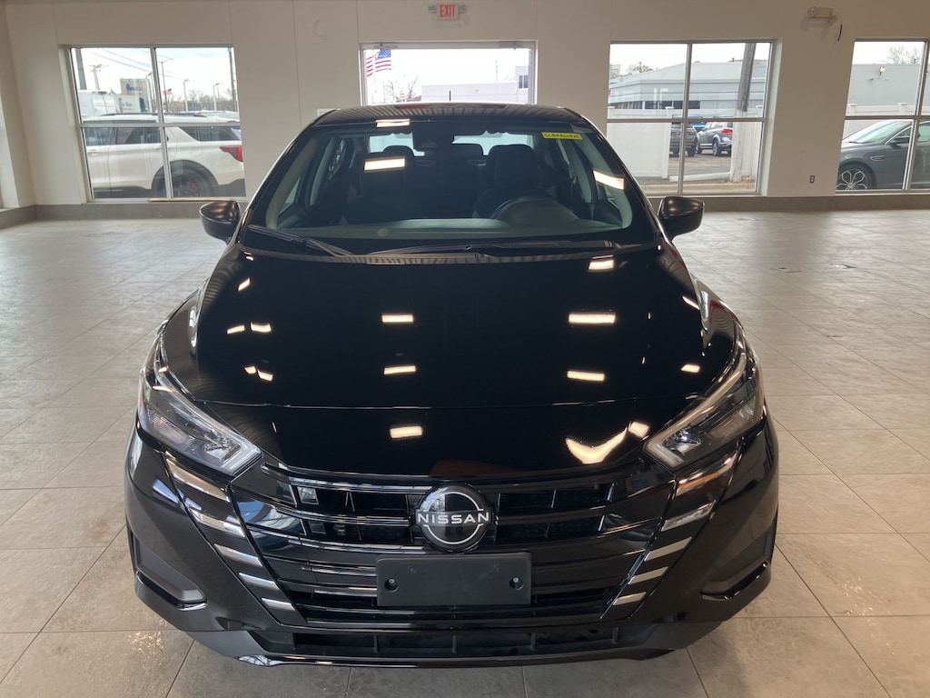 Used 2025 Nissan Versa 1.6 S Sedan