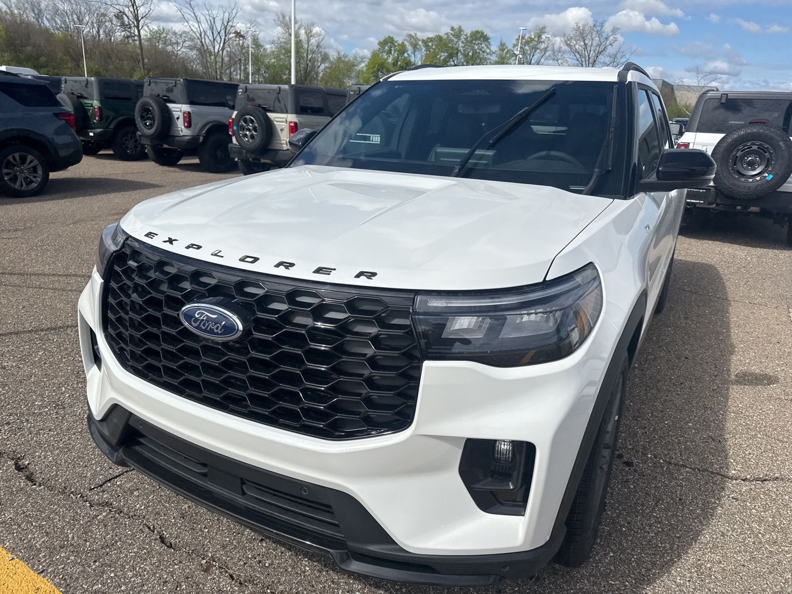 Thumbnail: 2026 Ford Explorer - 3