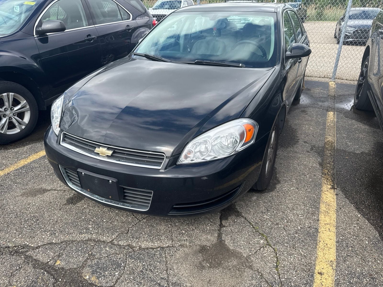 2006 Chevrolet Impala LT -
                  Sterling Heights, MI