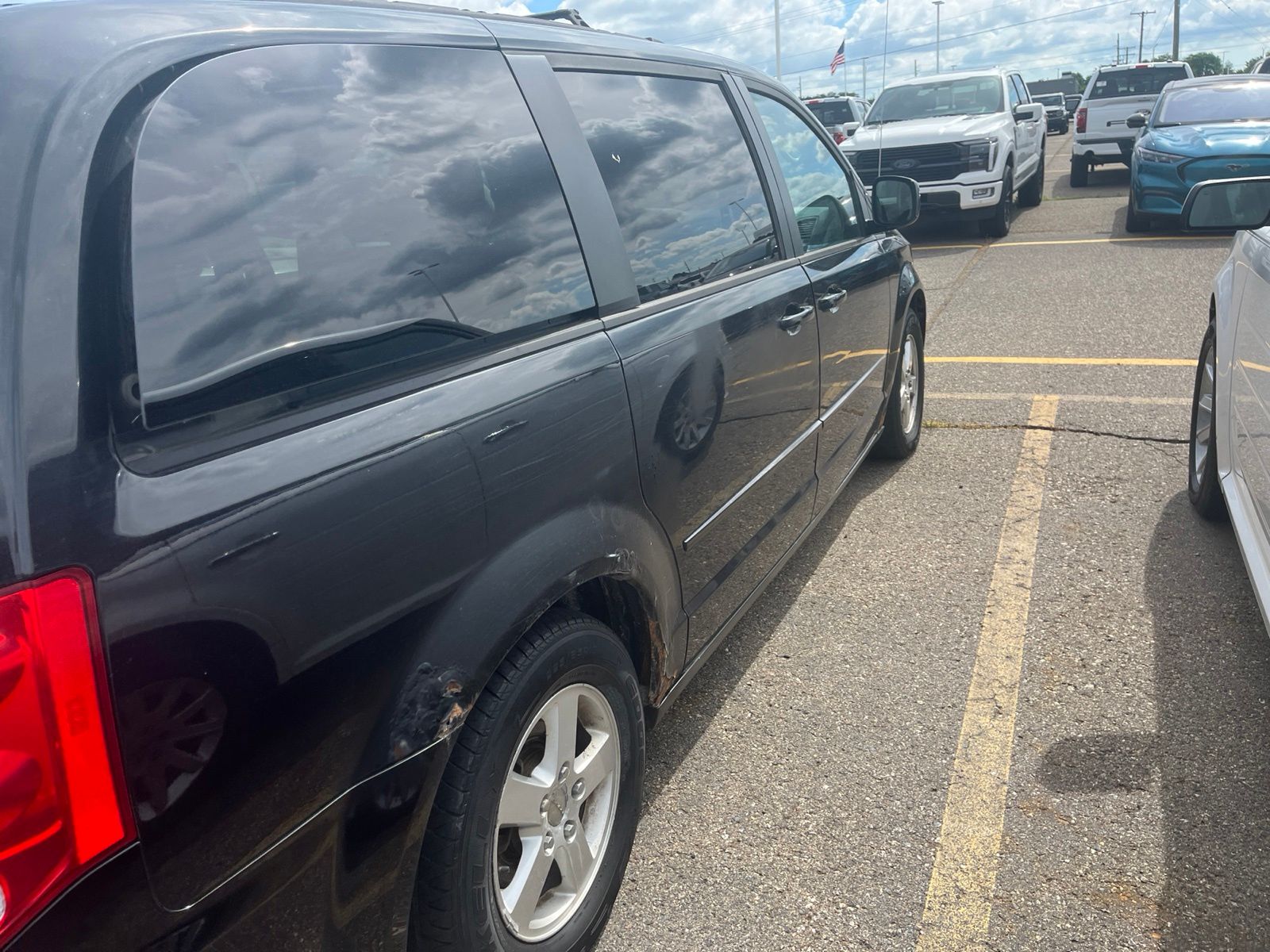 Thumbnail: 2012 Dodge Grand Caravan - 15